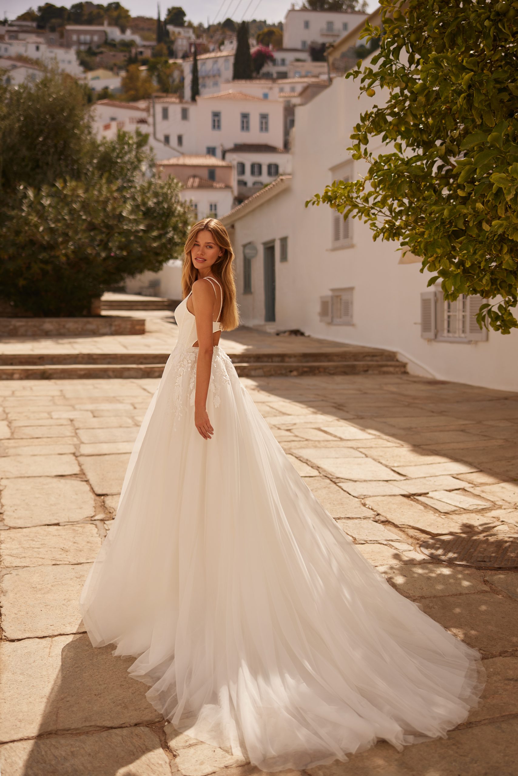 Brautkleid mit 3D Blumen